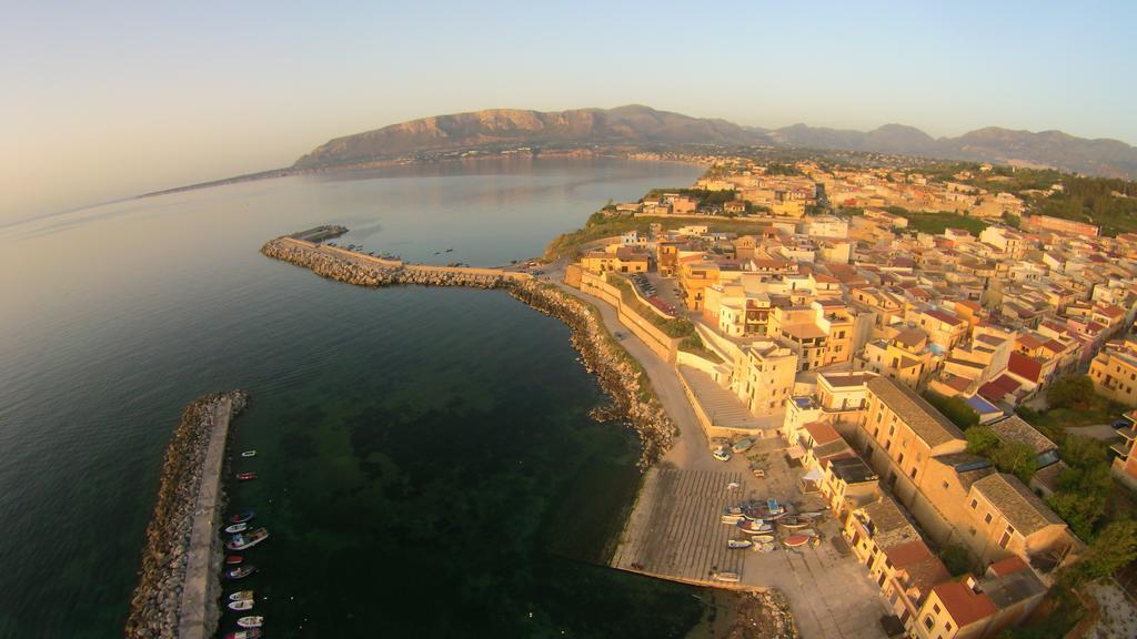 Casa Vacanze Daisy Trappeto  Εξωτερικό φωτογραφία